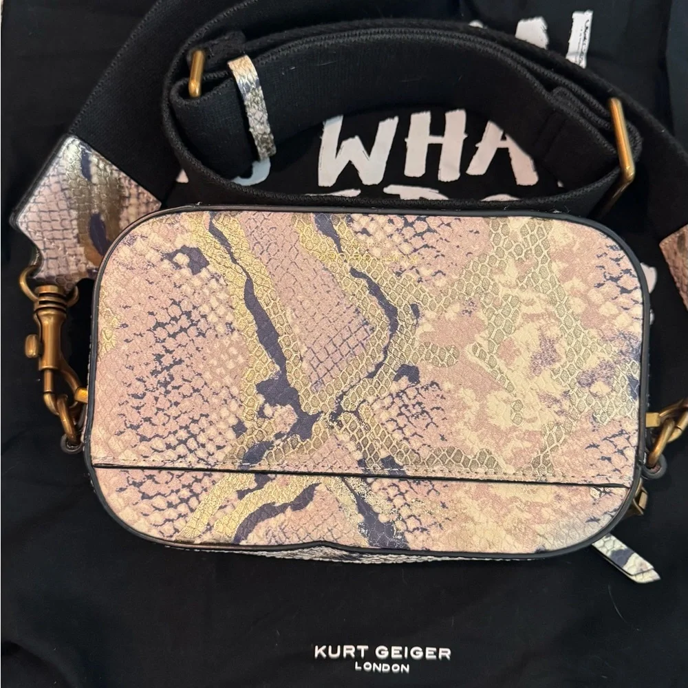 Kurt Geiger Snake-Embossed Crossbody Bag with Gold Accent - Picture 3 of 4
